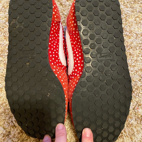 Nike Red w/ white polka dot sneakers - Picture 2 of 3